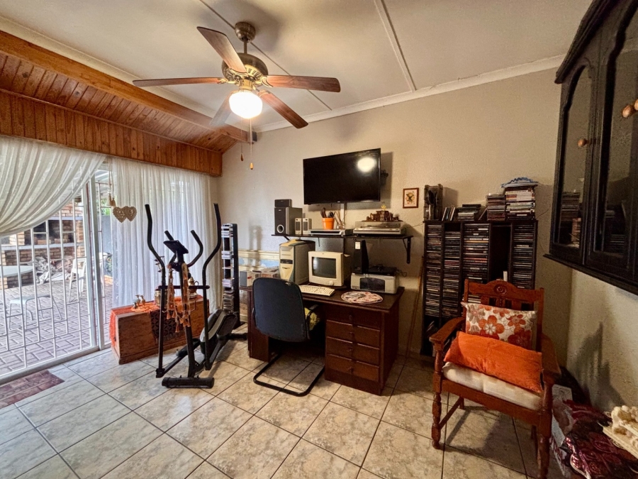 3 Bedroom Property for Sale in Wilkeville North West